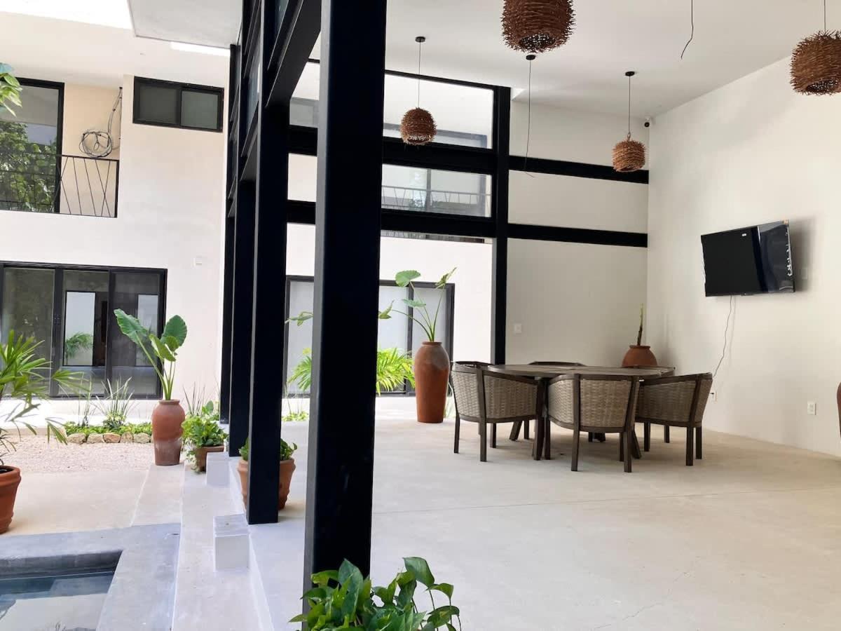 Ximbal 4 Guest Wifi Pool Gym Laundry Apartment