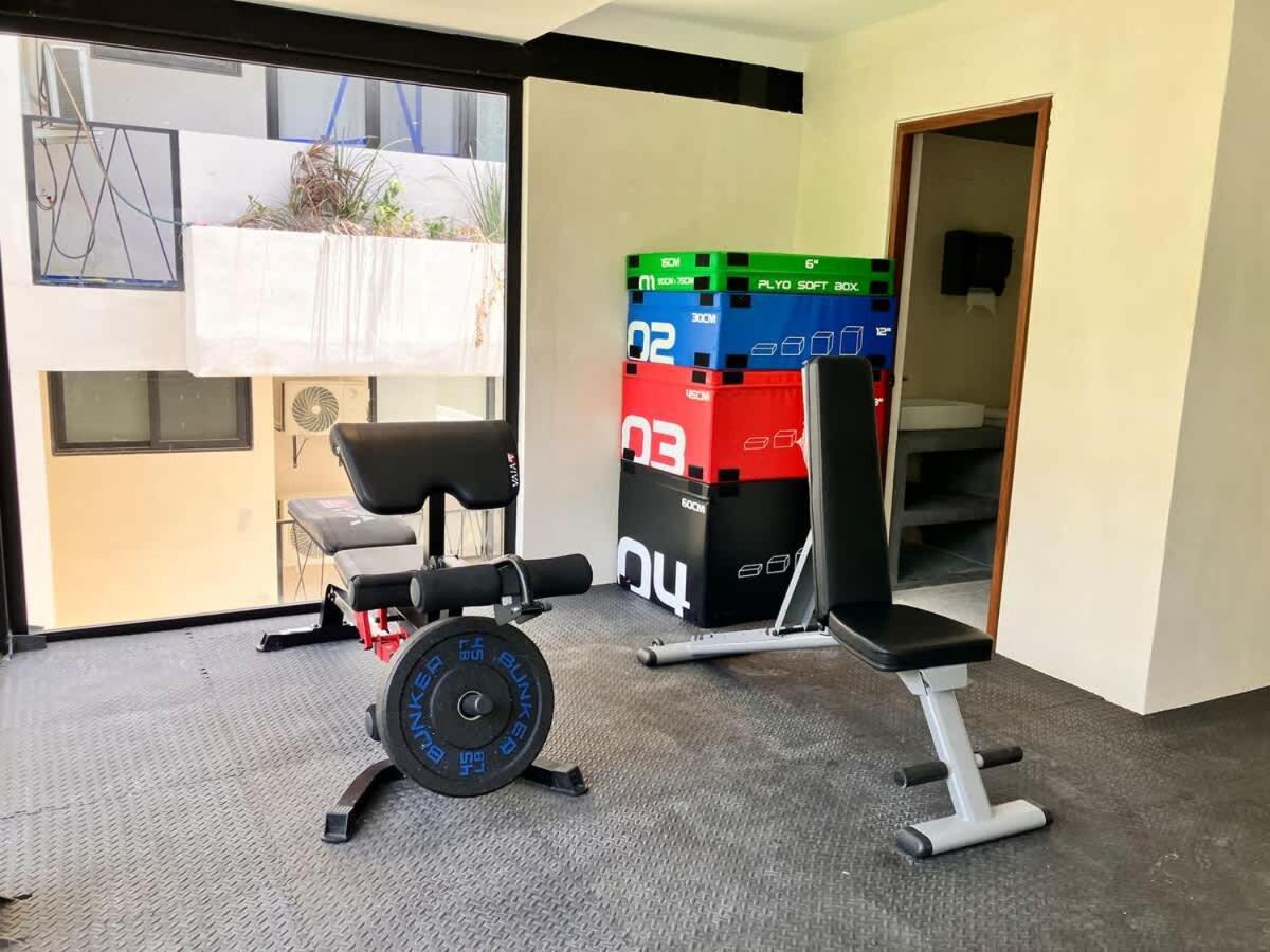 Ximbal 4 Guest Wifi Pool Gym Laundry *