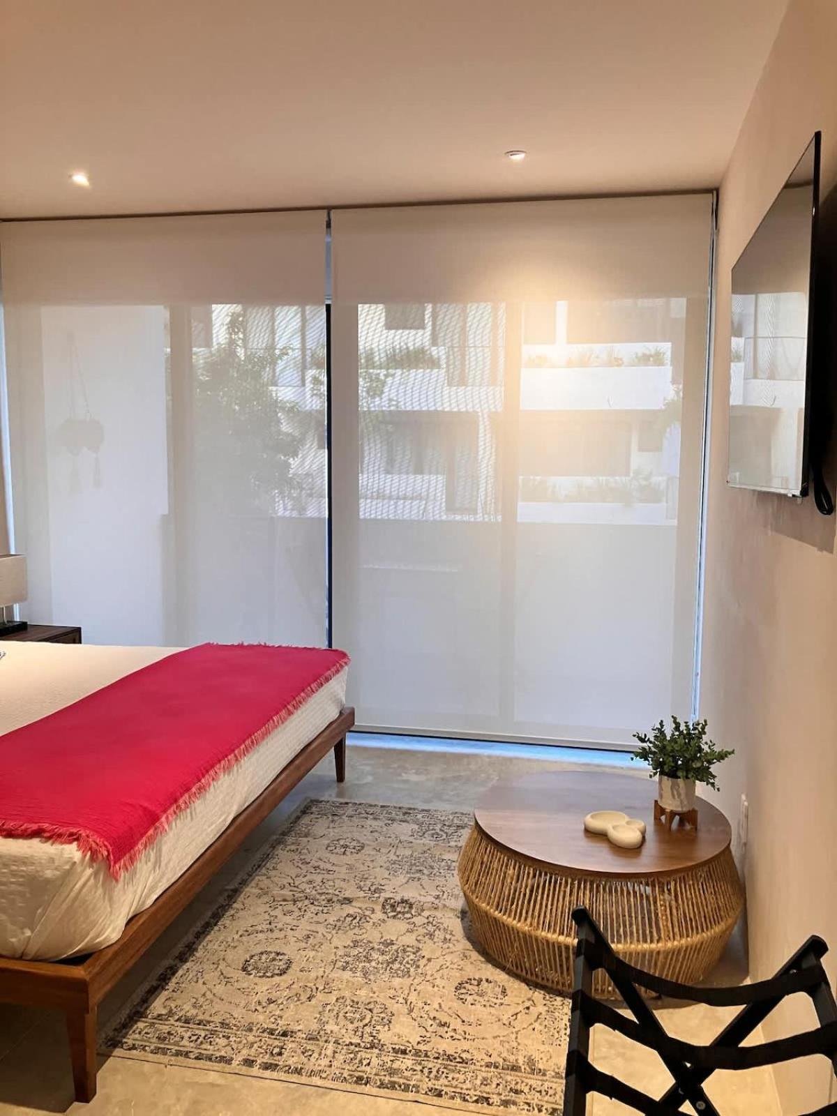 Ximbal 4 Guest Wifi Pool Gym Laundry Apartment *