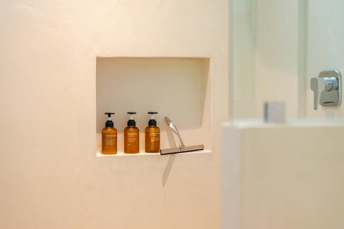 Ximbal 4 Guest Wifi Pool Gym Laundry Apartment